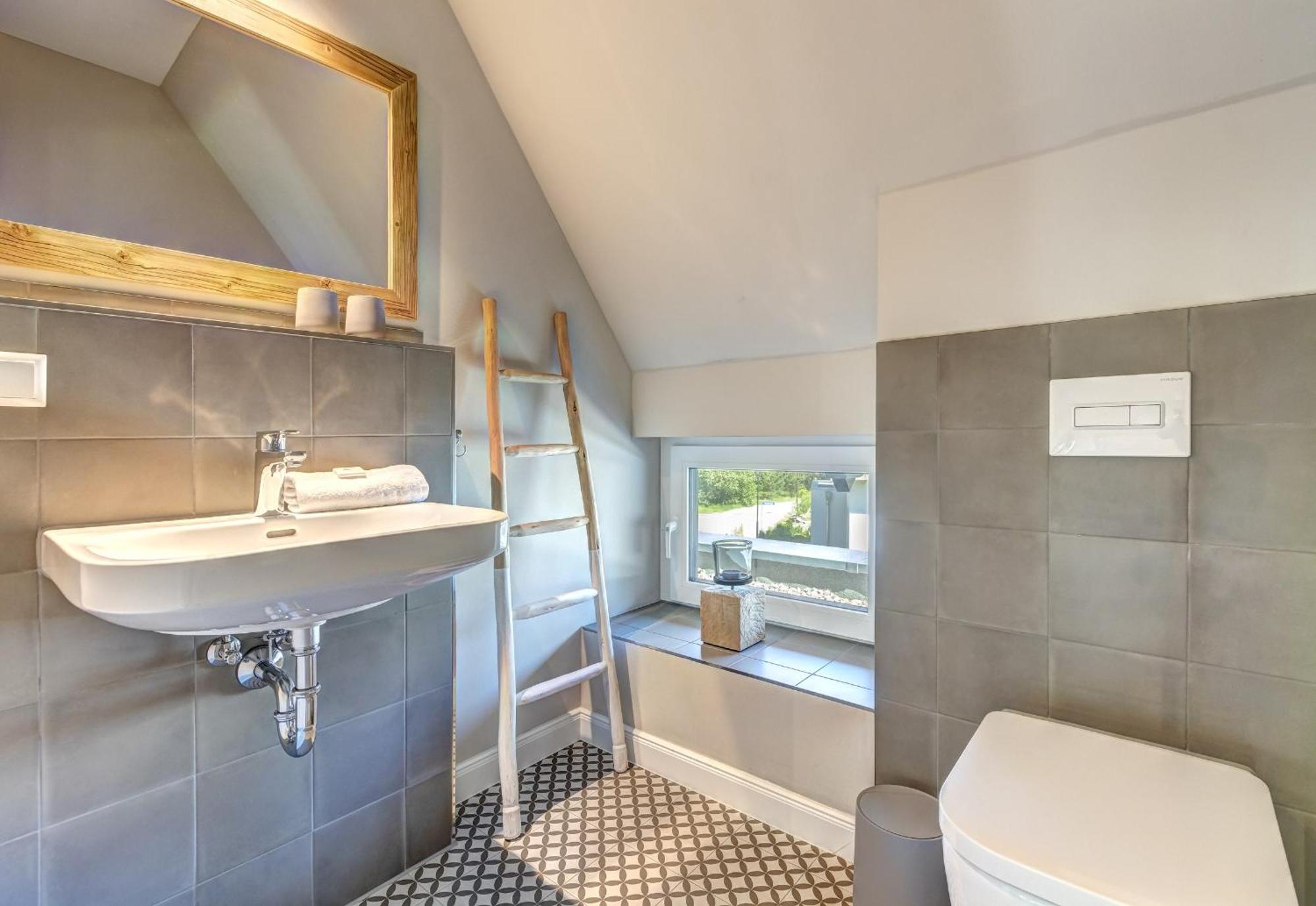 Ferienhaus Lodino Lodge Mit Sauna Und Kamin 로딘 외부 사진